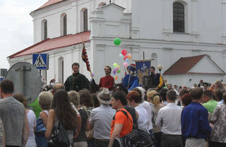 Holiday on central square of Novogrudok